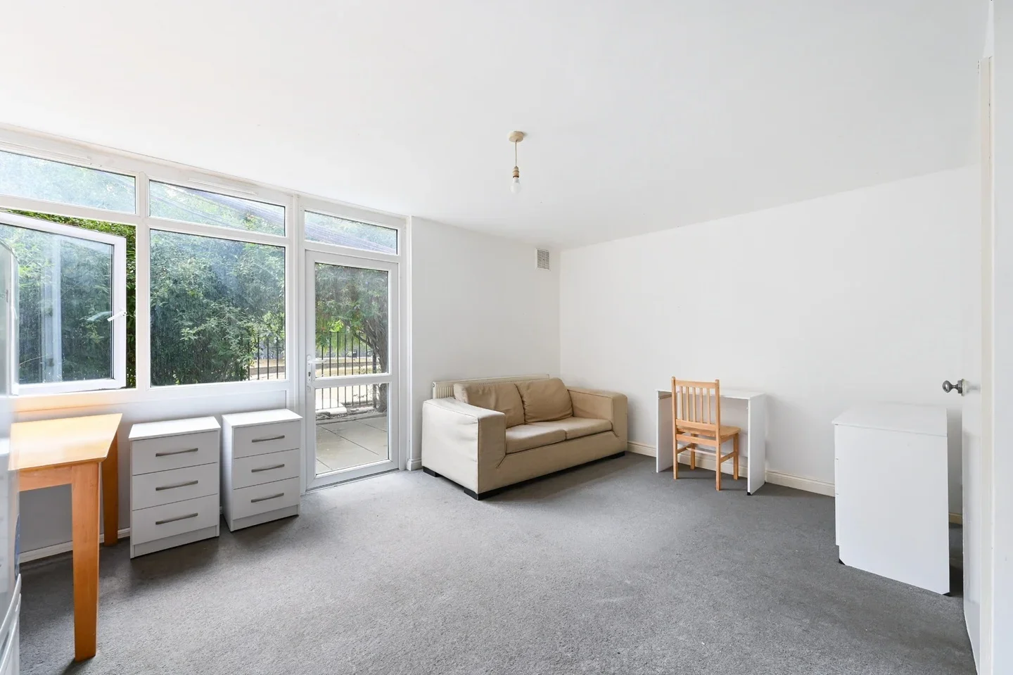 Flat George Potter Way in Greater London