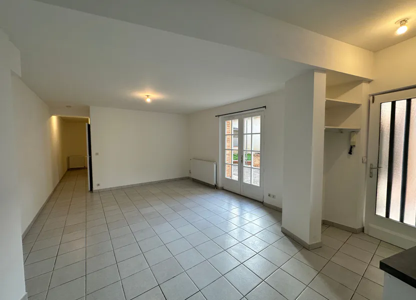 Flat Rue Charles Monfrini in Caussade