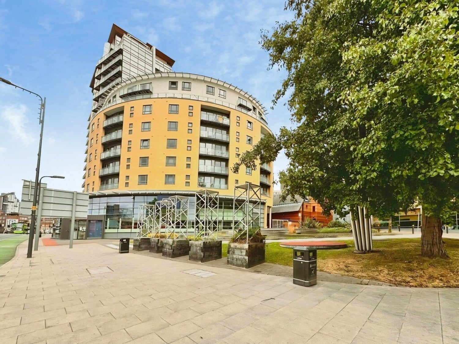 Flat St. Peter's Square in Leeds