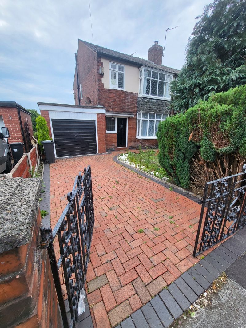 House Chorley Old Road in Bolton