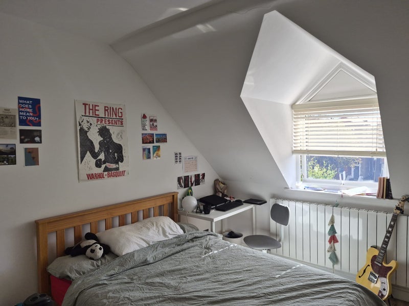 Room Canfield Place in Greater London