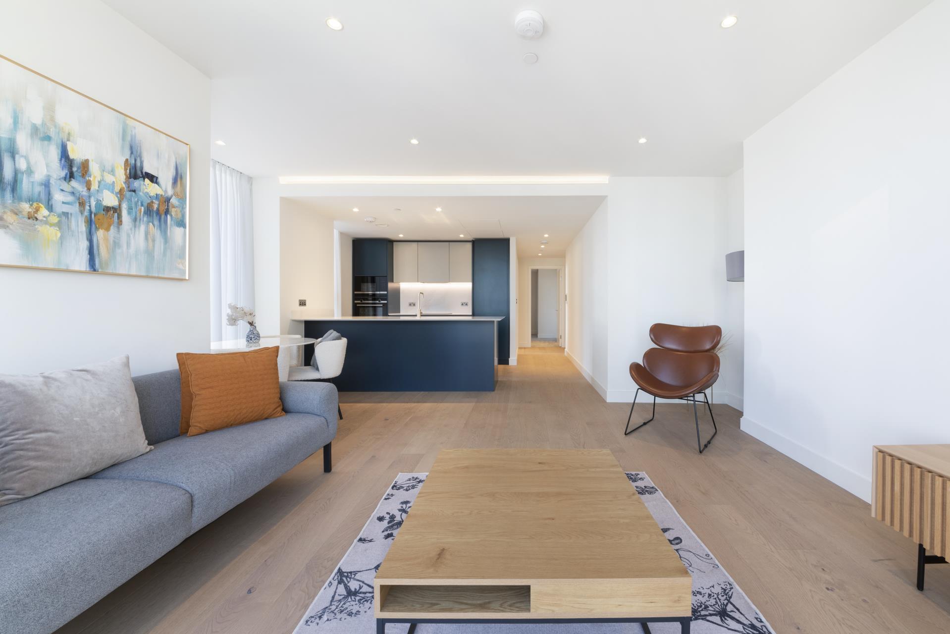 Flat South Quay Square in Greater London