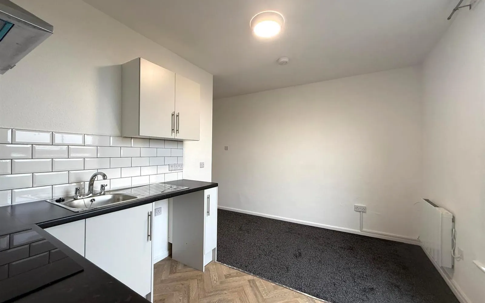 Flat Halesowen Road in Sandwell