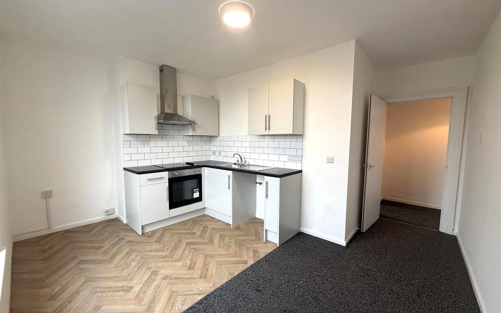 Flat Halesowen Road in Sandwell