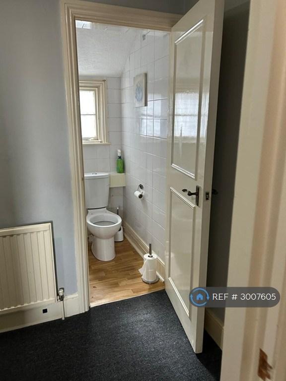 Flat East Ham Road in Arun