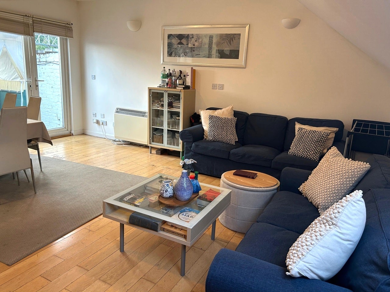 Room Kingsgate Road in Greater London