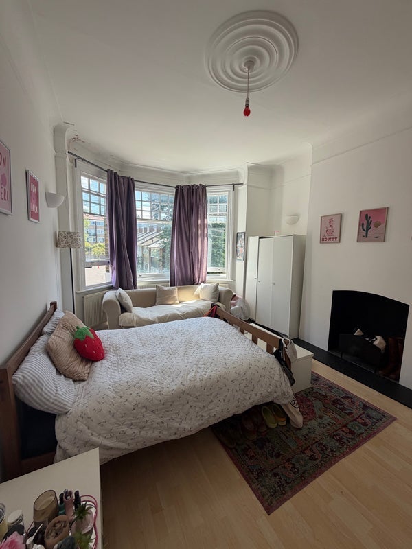 Room Tierney Road in Greater London