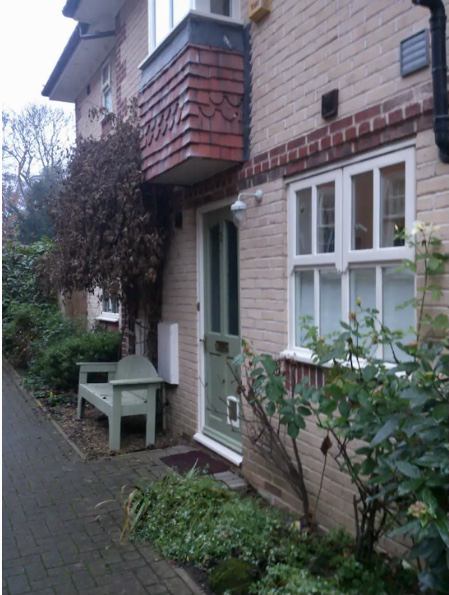 Room Redhouse Lane in Leeds