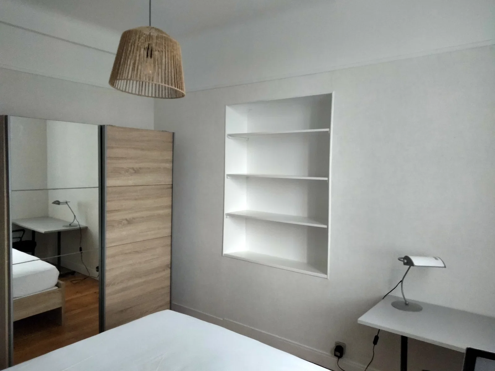 Room Rue de la Somme in Mantes-la-Jolie