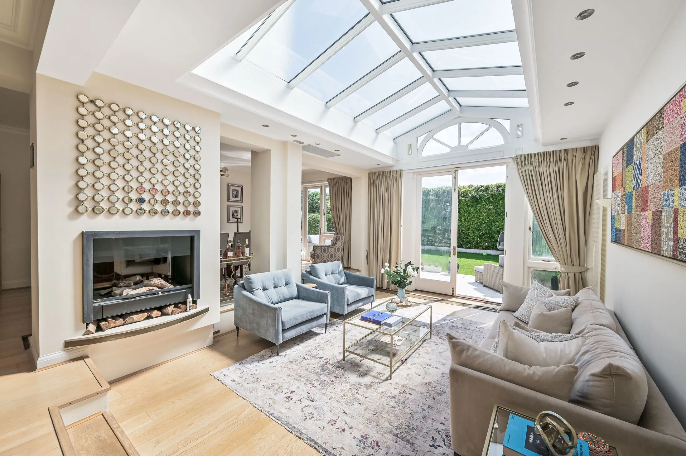 House Orchard Avenue in Greater London