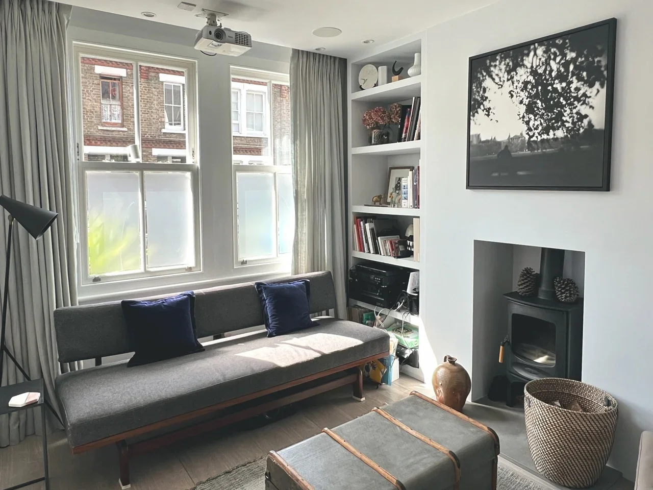 Room Wooler Street in Greater London