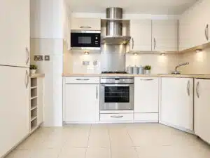 Flat Miles Close in Greater London