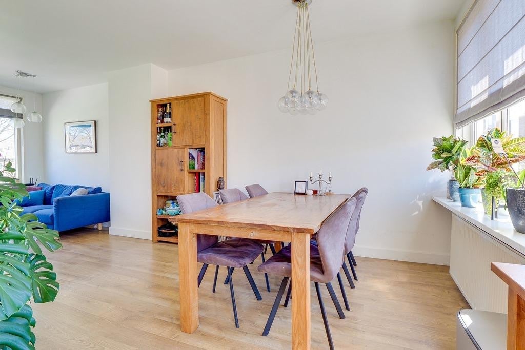 Appartement Burgemeester van Tuyllkade 6