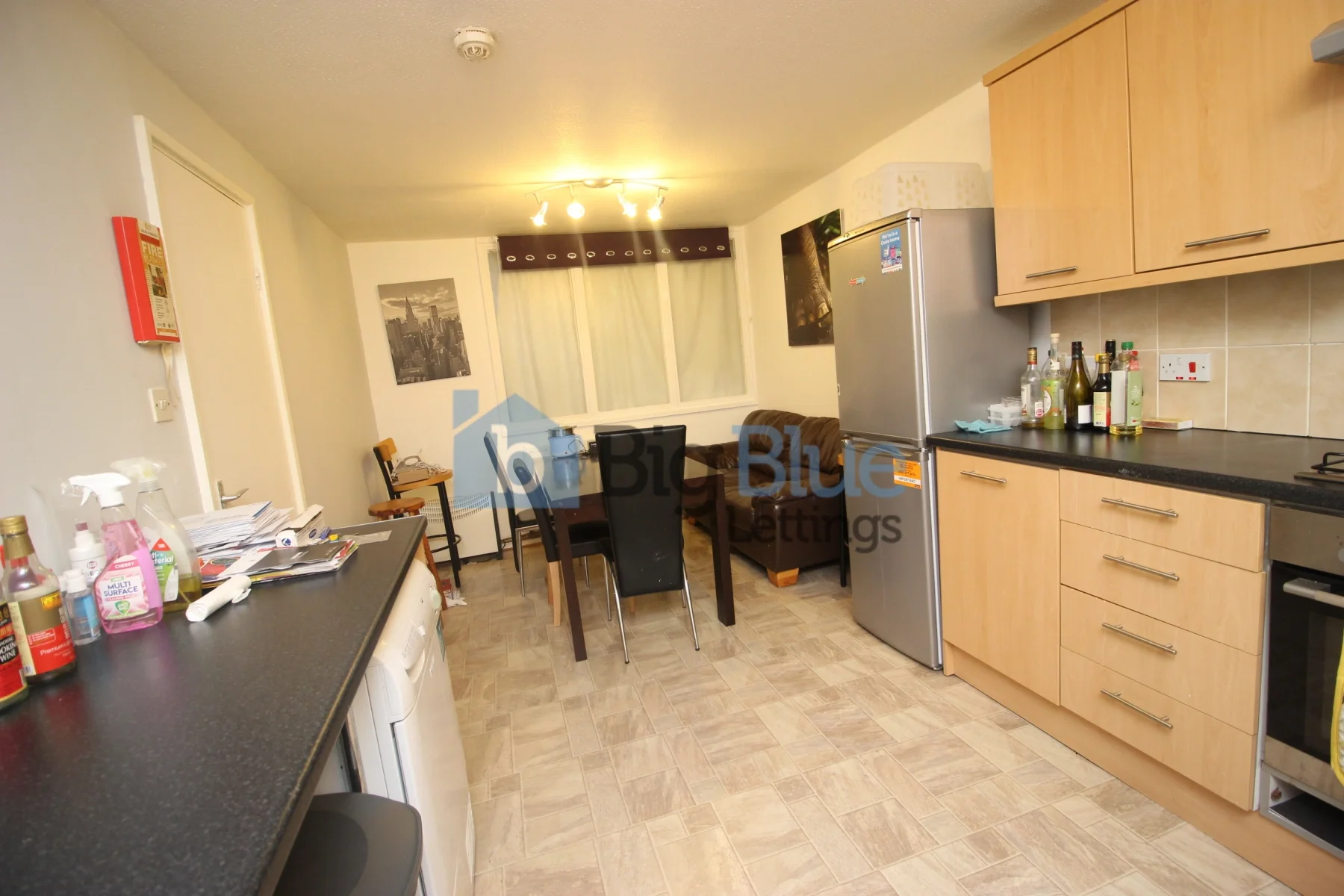 Room Kendal Close in Leeds
