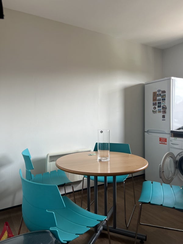 Room Bowsden Court in Newcastle upon Tyne