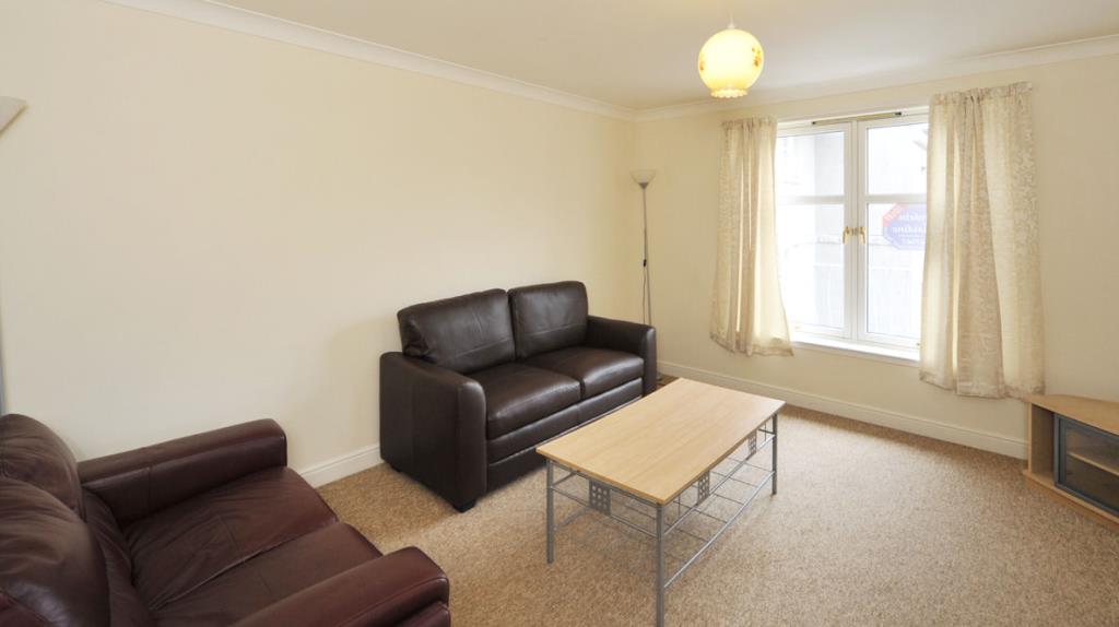 Flat Willowbank Road in Aberdeen City