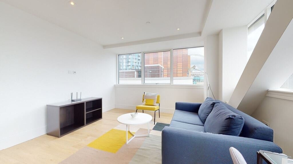 Flat Humphry Repton Lane in Greater London