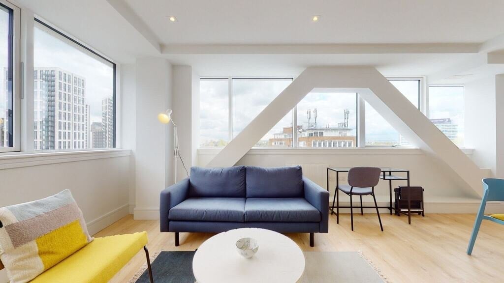 Flat Humphry Repton Lane in Greater London