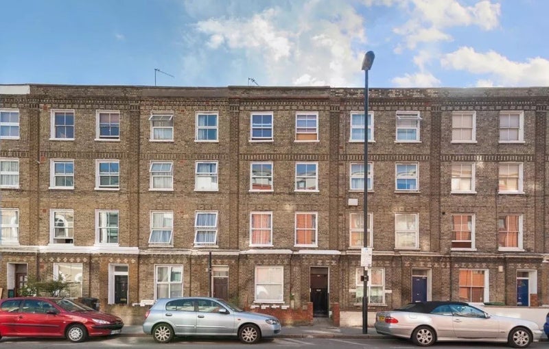 Flat Caledonian Road in Greater London