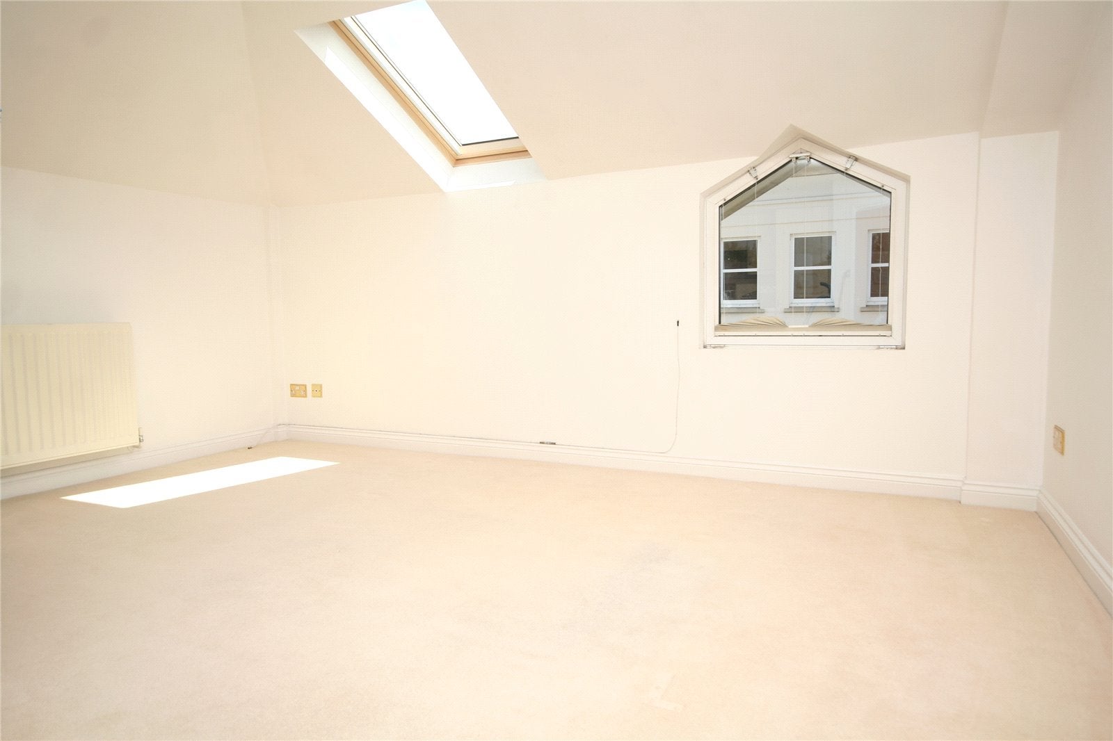 Flat Cambray Mews in Cheltenham