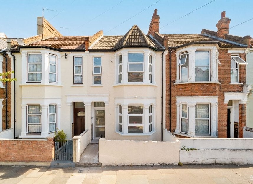 House Ashdon Road in Greater London