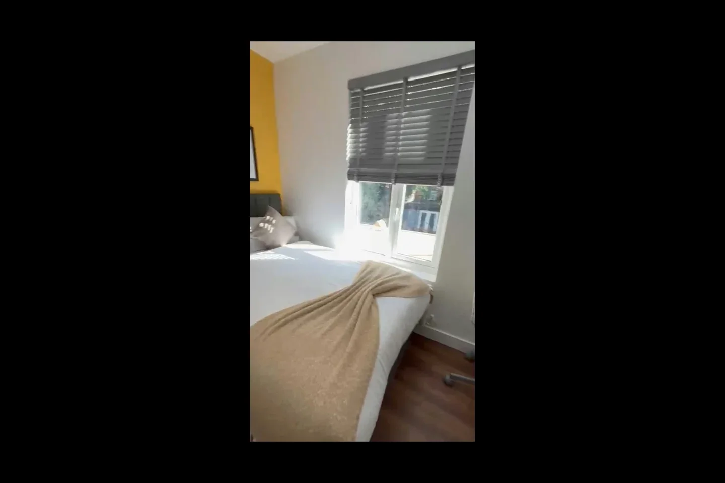 Room Masons Avenue in Greater London