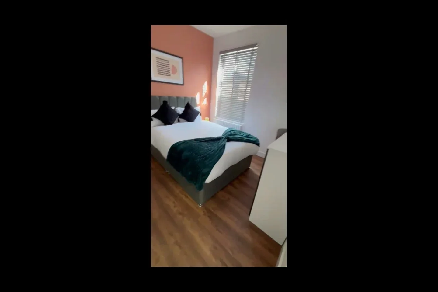 Room Masons Avenue in Greater London