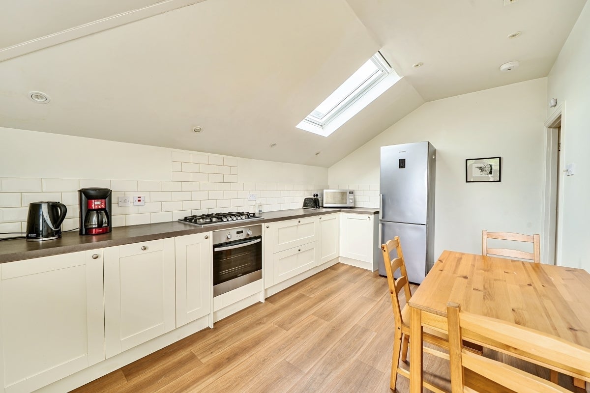 Flat Evesham Road in Cheltenham