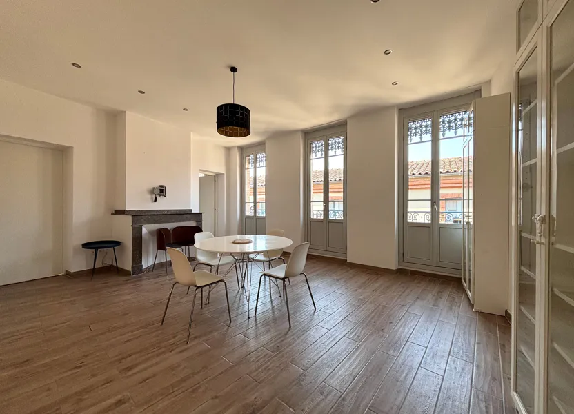 Appartement Rue Peyrolières à Toulouse