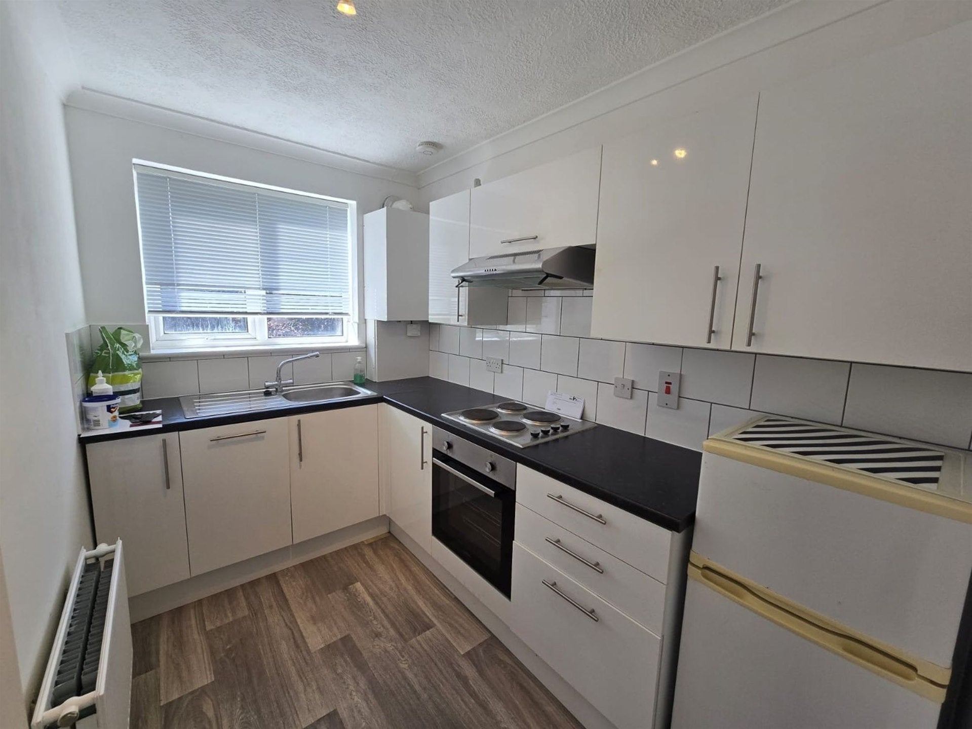 Flat Highview Road in Greater London