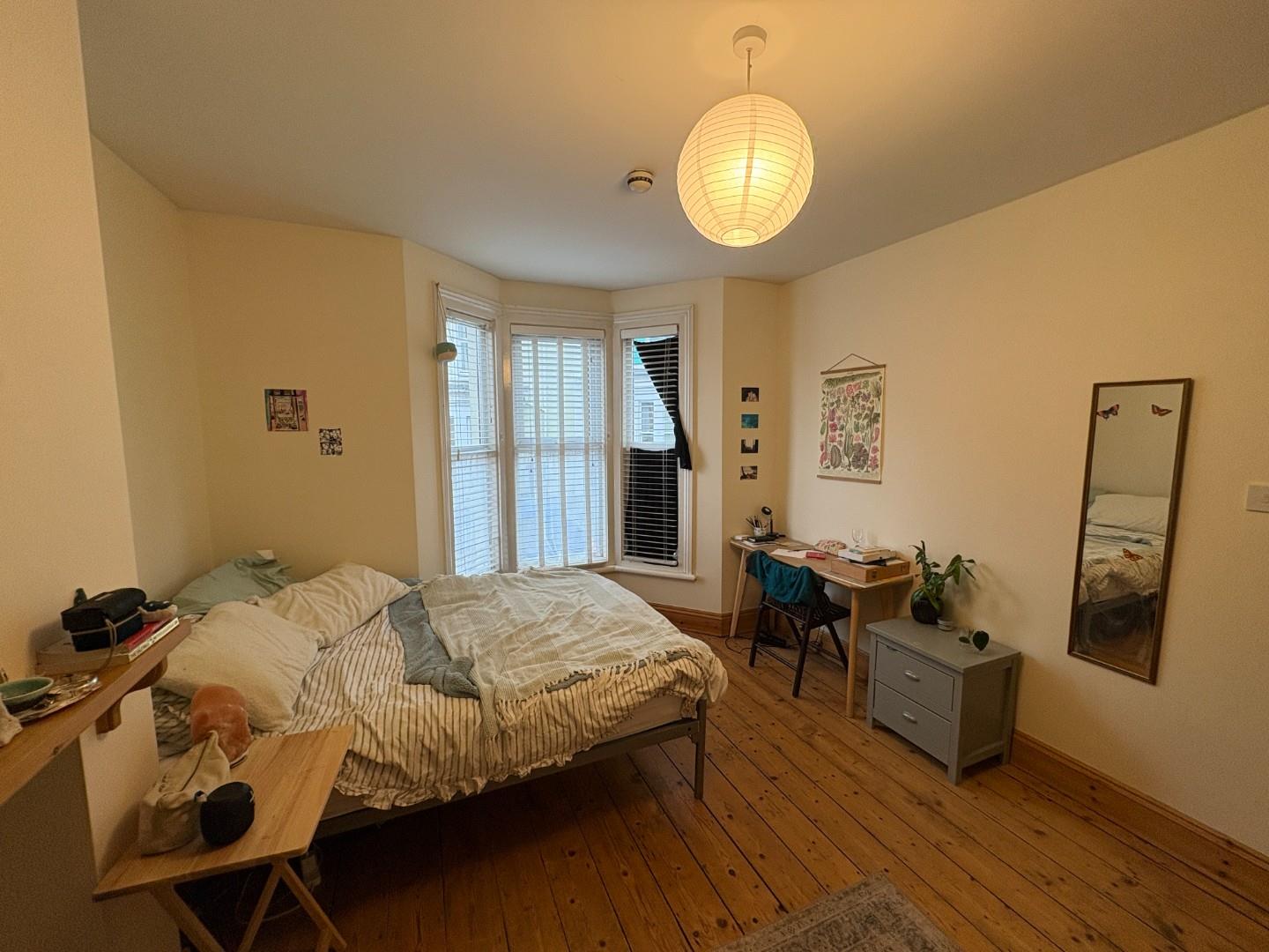 Room Upper Perry Hill in Bristol