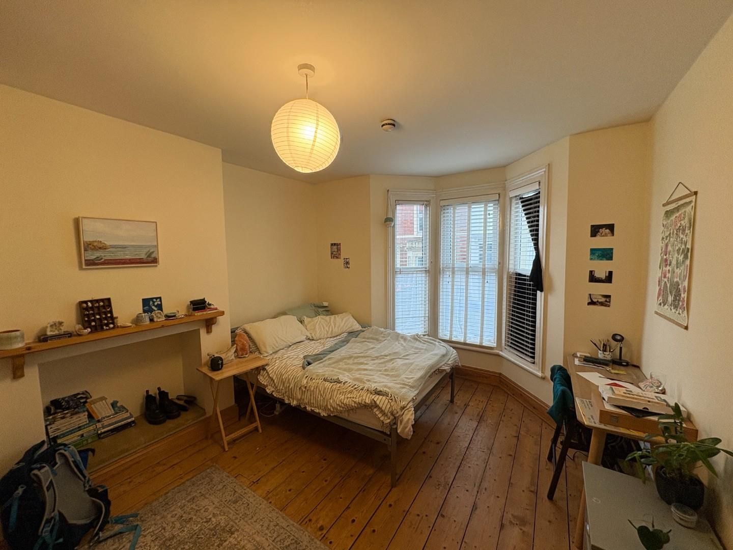 Room Upper Perry Hill in Bristol