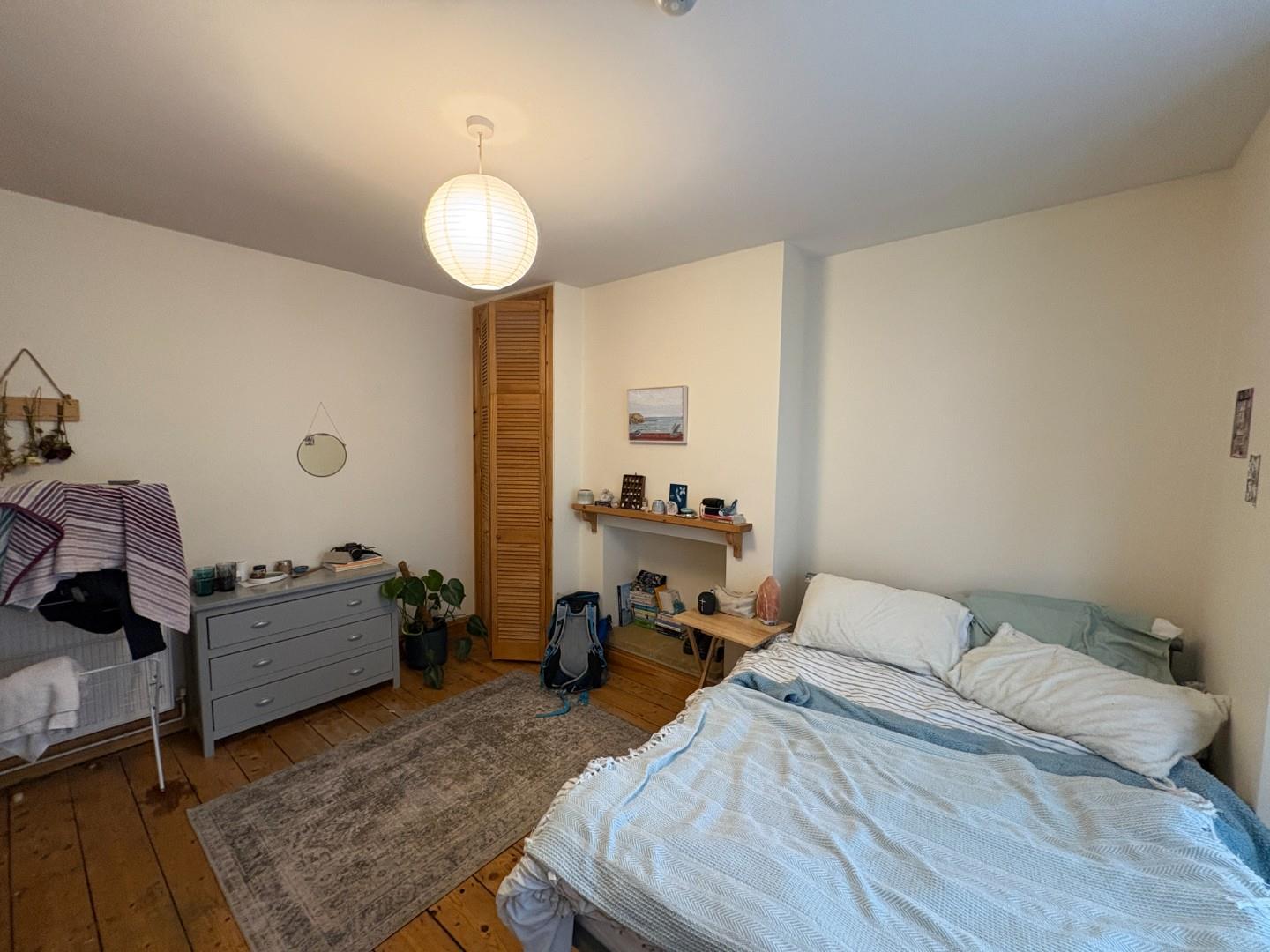 Room Upper Perry Hill in Bristol