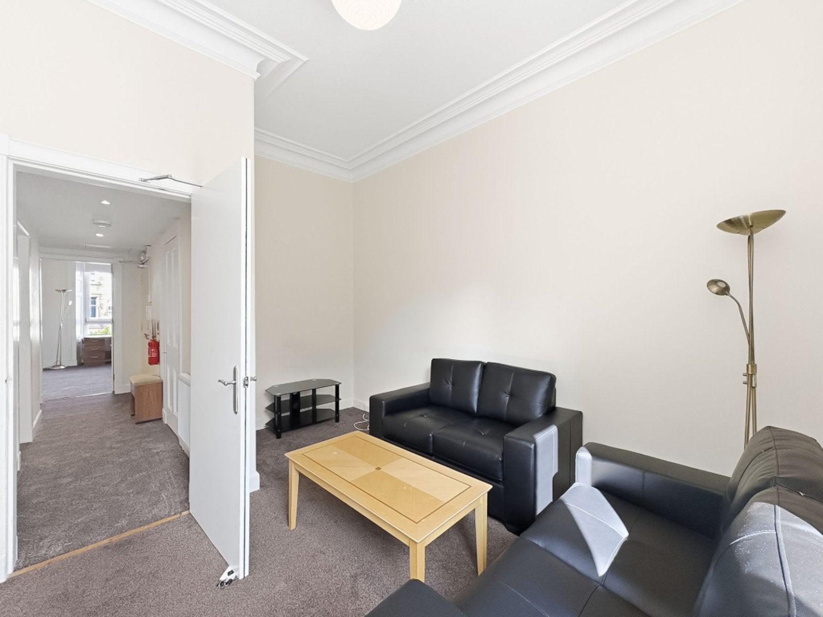 Flat Maxwell Street in City of Edinburgh