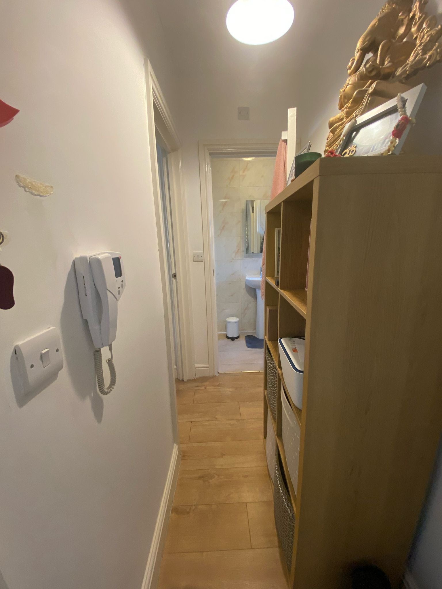Flat Green Lane in Greater London