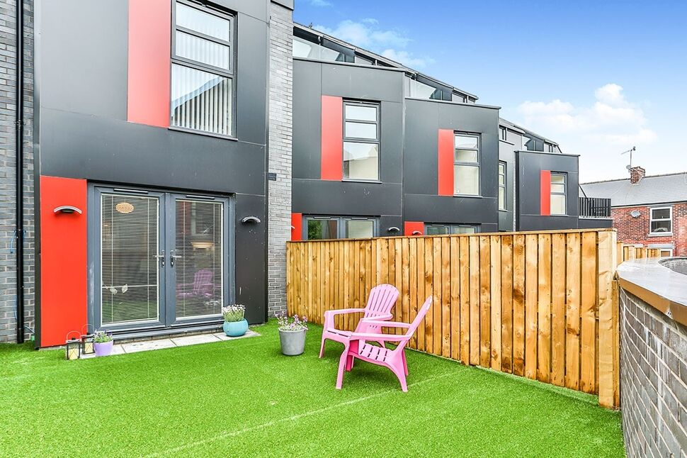 House Rydal Crescent in Chesterfield