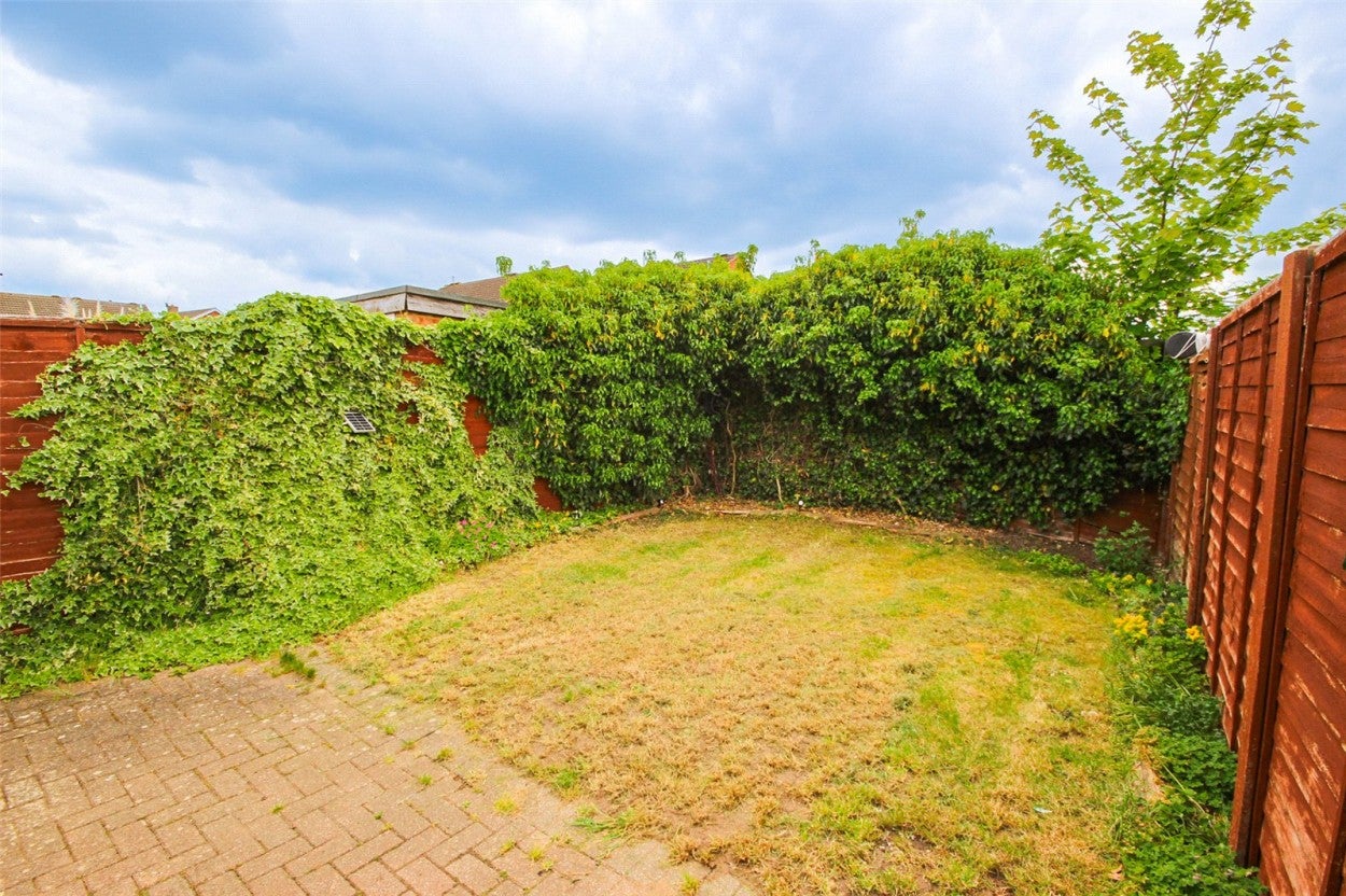 House Gulliver Close in Kempston