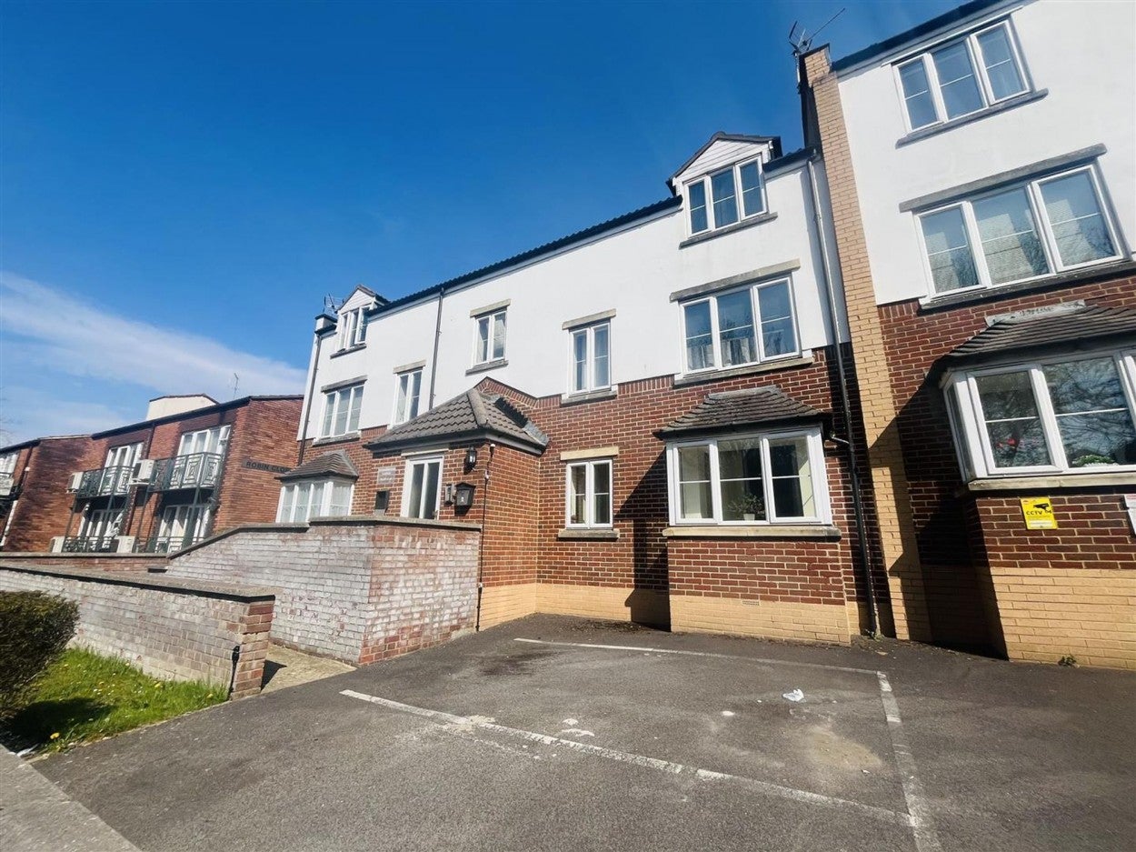 Flat Sturminster Road in Bristol