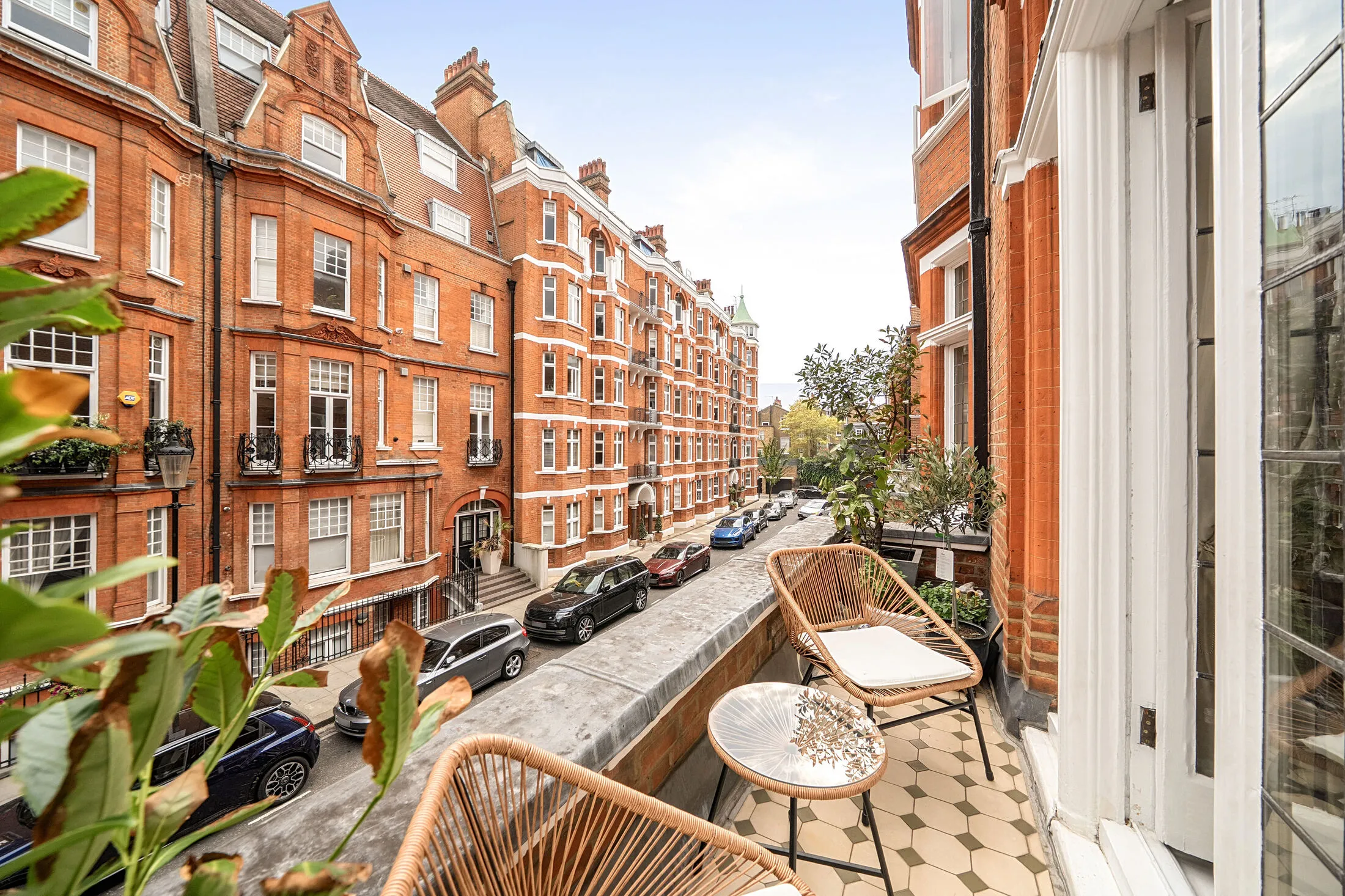Flat Culford Gardens in Greater London