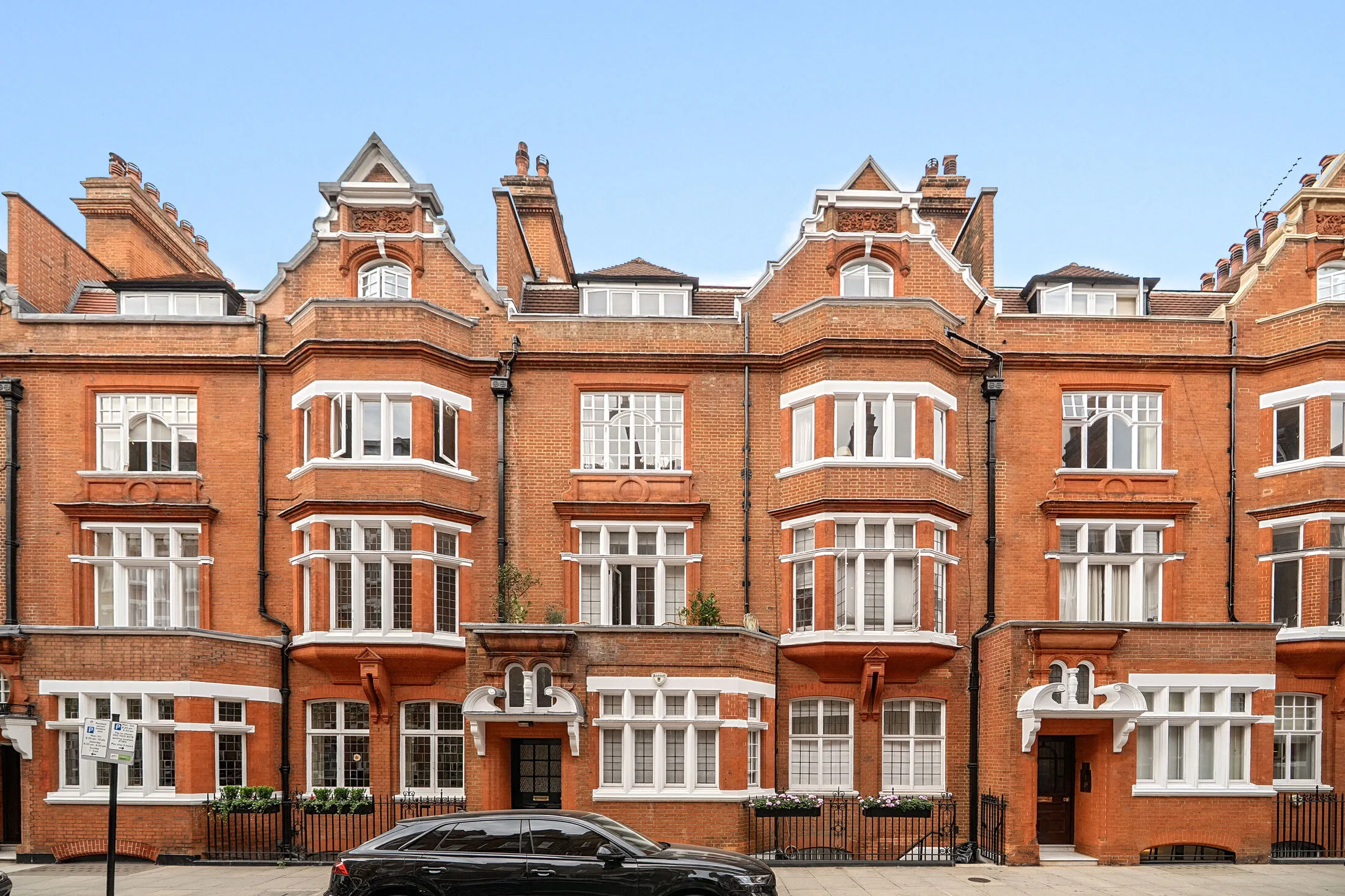 Flat Culford Gardens in Greater London