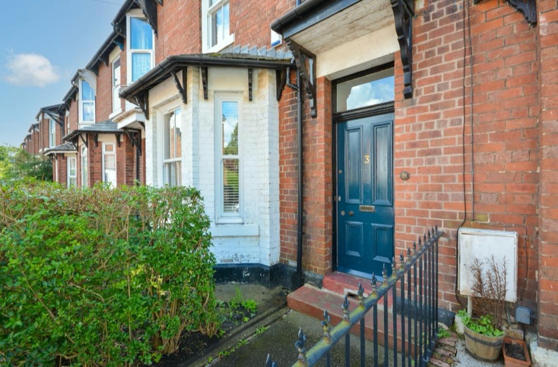 Room Mistletoe Road in Newcastle upon Tyne