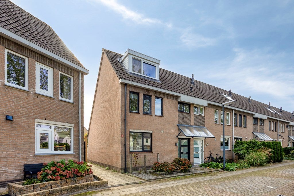 Huis Cissy van Marxveldtstraat 14 in Gorinchem