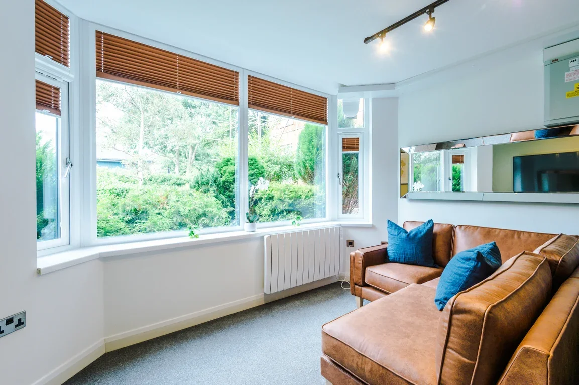 Flat Eskdale Terrace in Newcastle upon Tyne