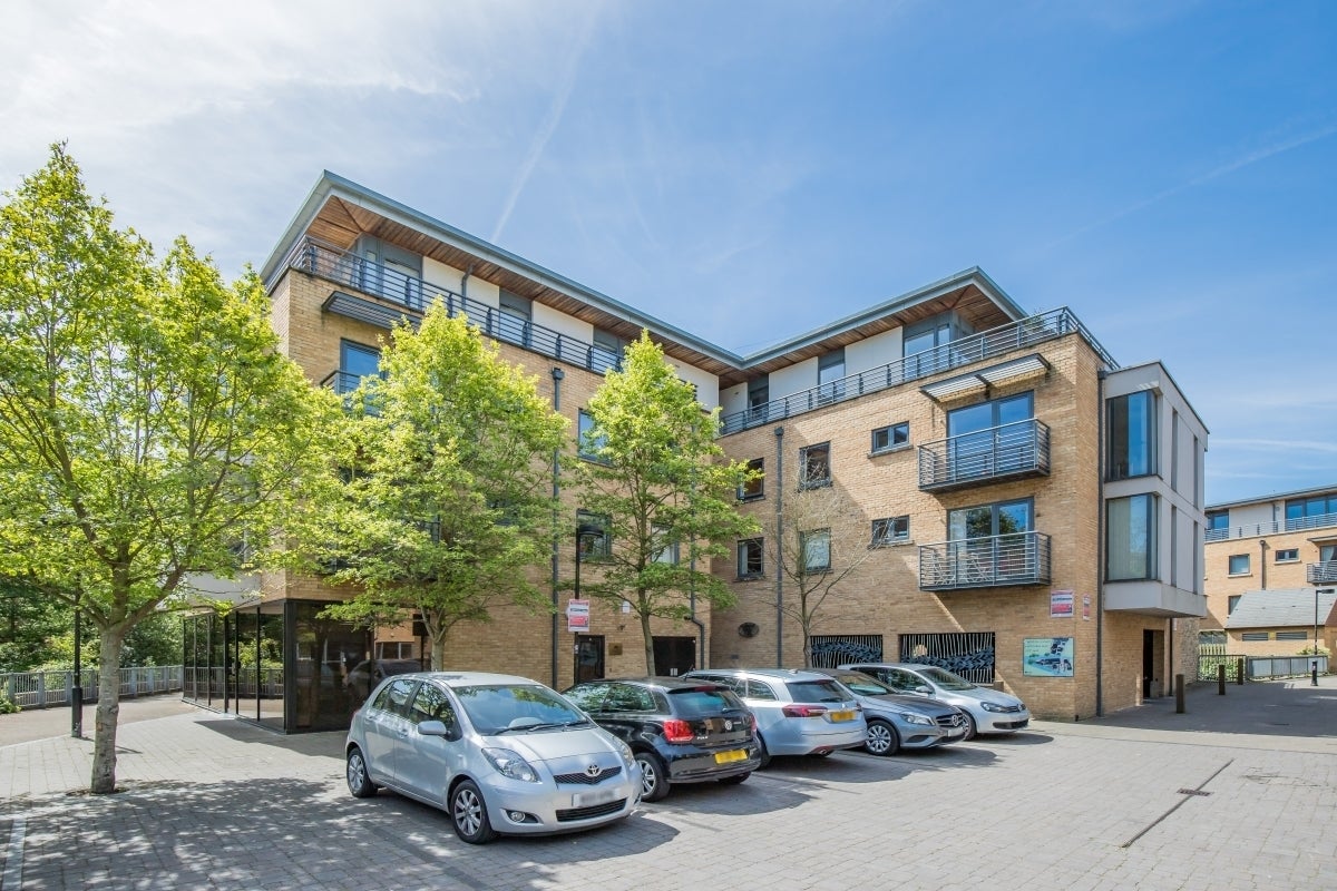 Flat Oxpens Road in Oxford