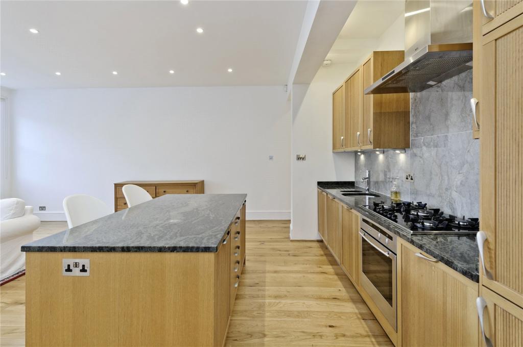 Flat Waverley Place in City of Westminster