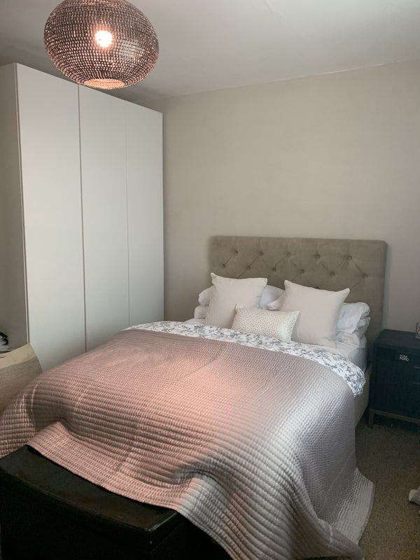 Room Ampleforth Road in Greater London