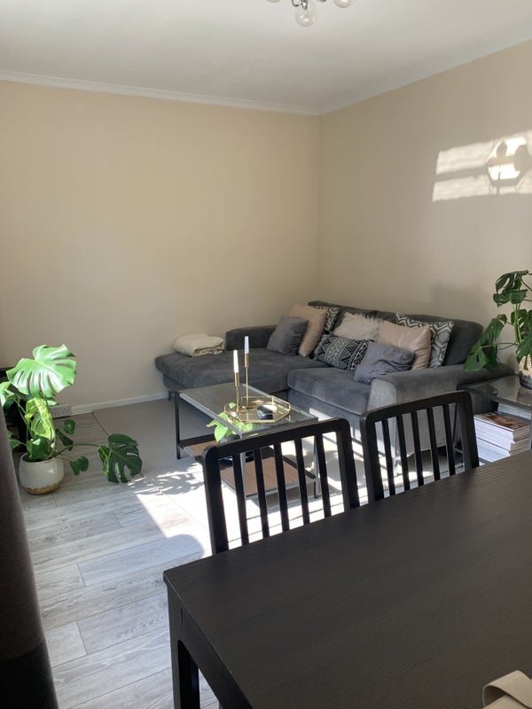Room Ampleforth Road in Greater London