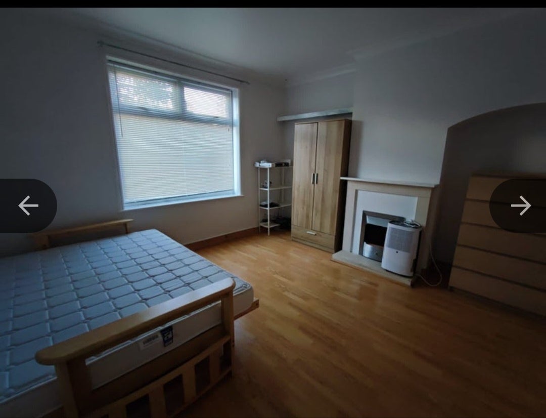 Room Downham Way in Greater London