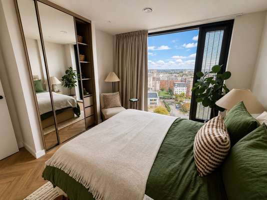 Flat James Watt Queensway in Birmingham