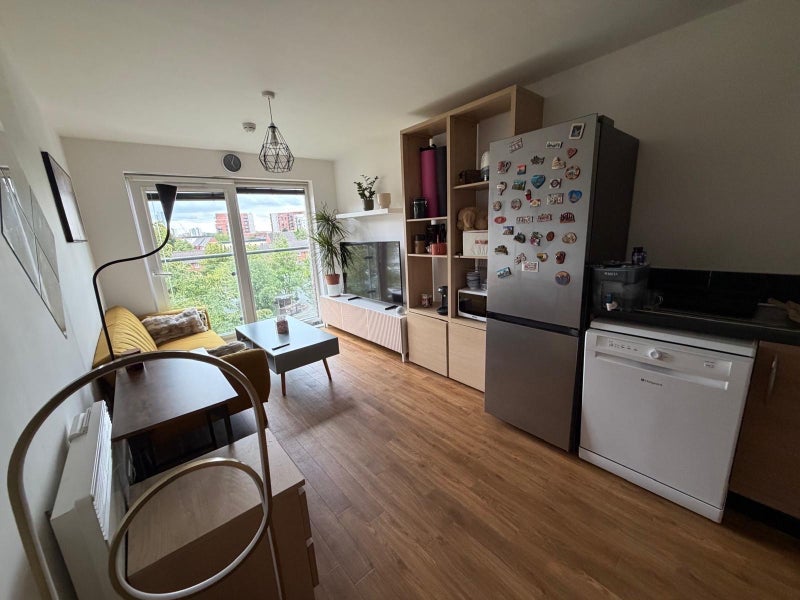 Room Great Clowes Street in Salford